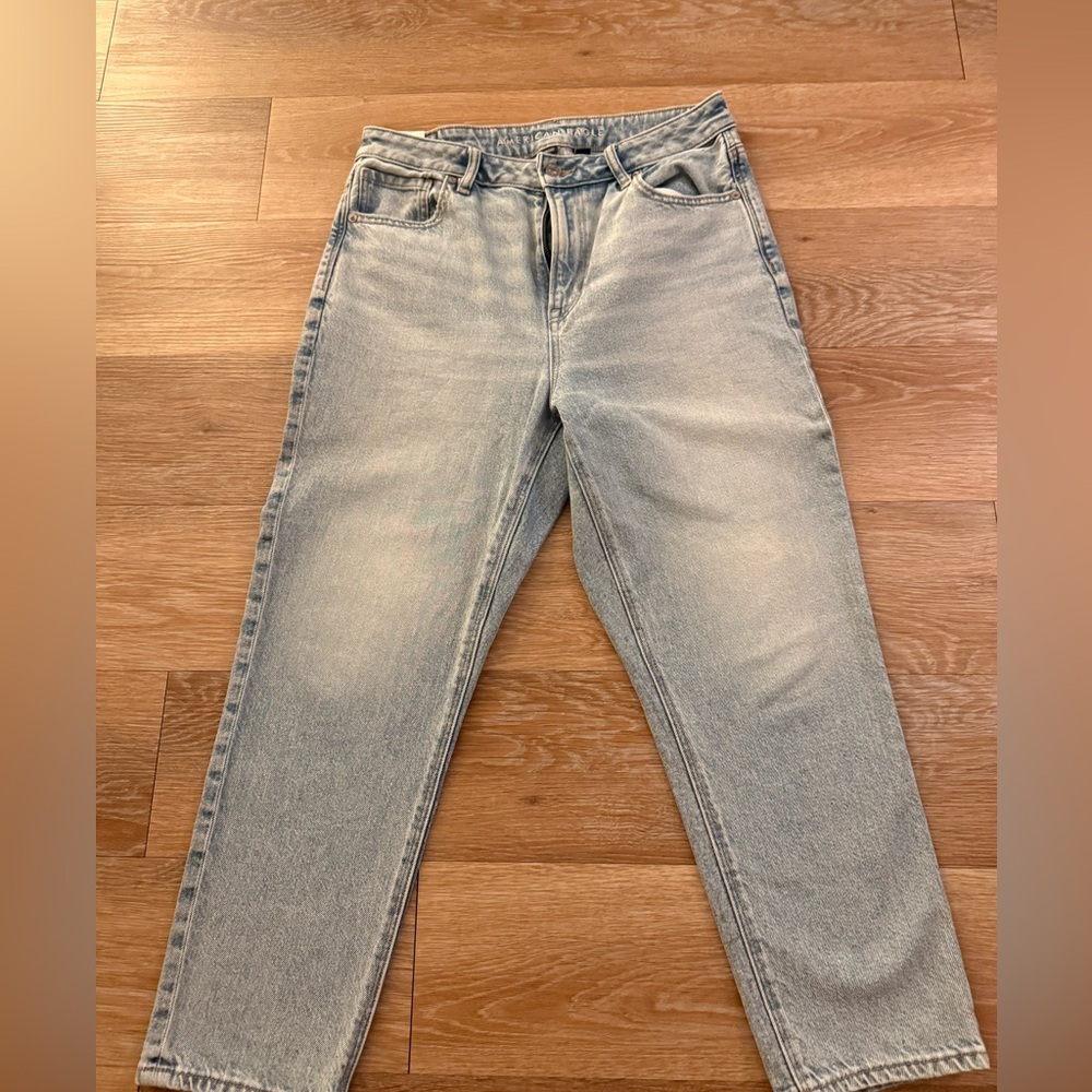 American Eagle Outfitters Light Blue Denim Jeans